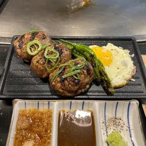 우아하게 리뷰 사진