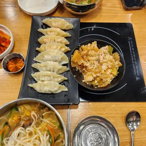 명동칼국수샤브샤브 사진