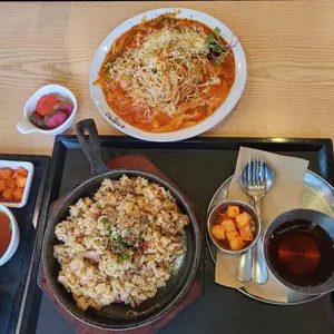 홍익돈까스 사진