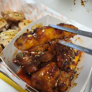 이춘봉인생치킨 사진