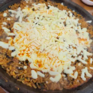 돌솟해물뼈찜 사진