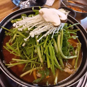 뽕빨샤브버섯칼국수 사진