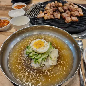 돈비가 사진
