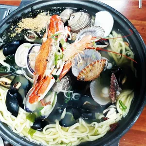 이랑수산생국수 사진