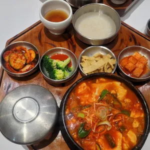민스키친랩 사진