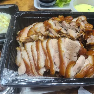 명성왕족발 사진
