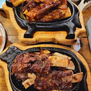 조선초가한끼 사진