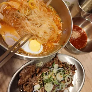 고수13 사진