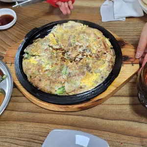 옛날보리밥 삼색칼국수 사진