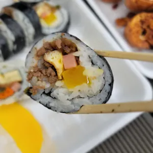 오로지김밥 사진