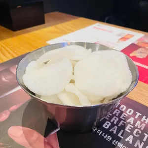 치어스 사진