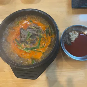 알콩달콩 까망염소 사진