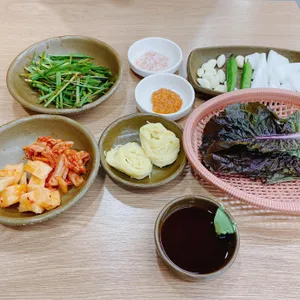 영진돼지국밥 리뷰 사진