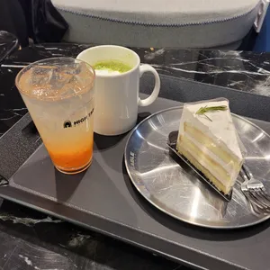 하이테이블 사진