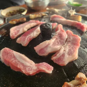 원조솥뚜껑삼겹살 사진