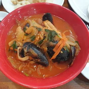 황금용 사진