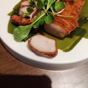 퍼플패치 카페 & 브런치 펍 리뷰 사진