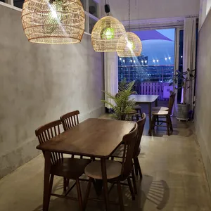 퍼플패치 카페 & 브런치 펍 리뷰 사진