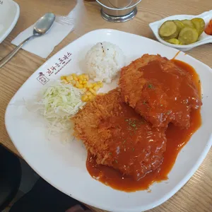 브라운돈까스 사진