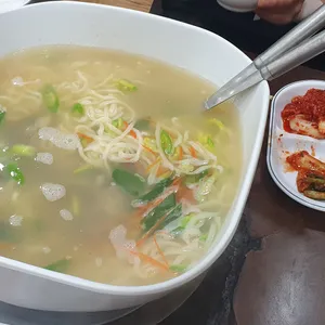 삼순이바지락손칼국수 사진