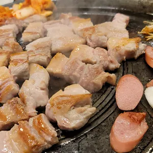 우리왕뚜껑생삼겹살 리뷰 사진