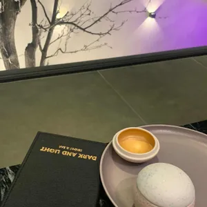 다크앤라이트 리뷰 사진