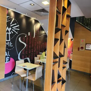 맥도날드 리뷰 사진