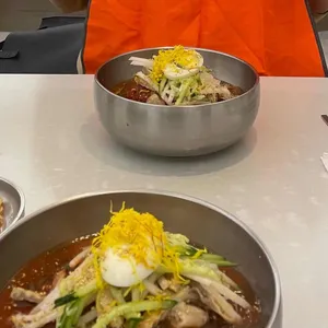 진주냉면 사진
