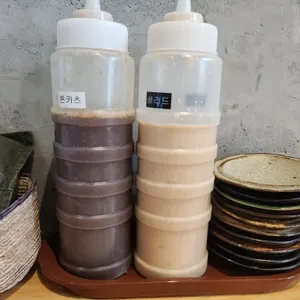 카츠 바이 콘반 리뷰 사진