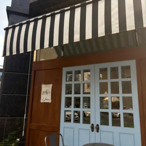 그라운드 리뷰 사진