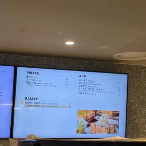 탐앤탐스 리뷰 사진
