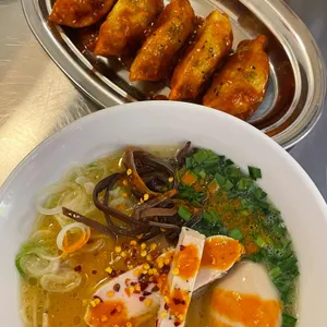 코미오 리뷰 사진