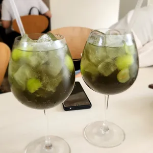 졸리연남 사진