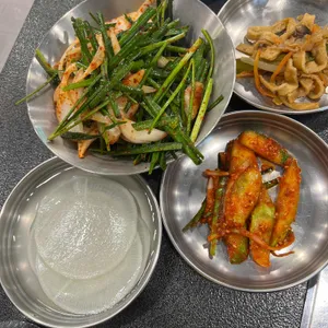 남진식당 철판삼겹살 닭도리탕 사진