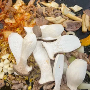 남진식당 철판삼겹살 닭도리탕 사진