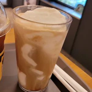 컴포즈커피 사진