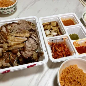 명덕총각족발 사진