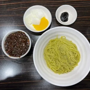 안래홍 사진
