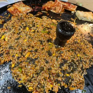 싹쓰리솥뚜껑김치삼겹살 사진