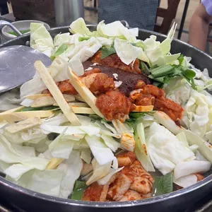 춘천호반닭갈비막국수 사진