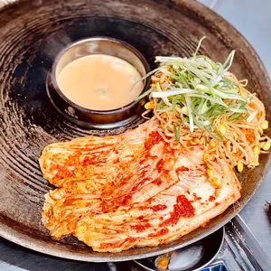 솥뚜껑 돼지야 사진