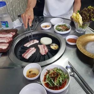 웅가네김치보쌈삼겹살 사진