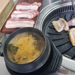 웅가네김치보쌈삼겹살 사진