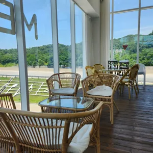 메타1976 리뷰 사진