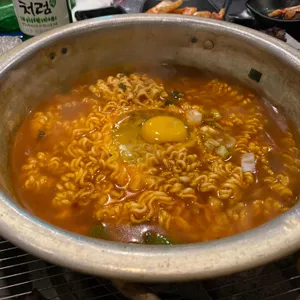 고기를 품다 사진