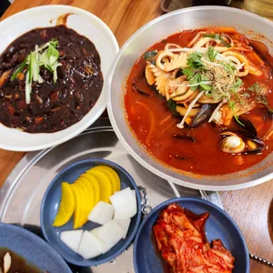 황금룡 사진