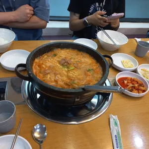 석기정돌솥부대찌개 사진