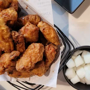 교촌치킨 리뷰 사진