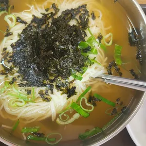 공릉동멸치국수 사진