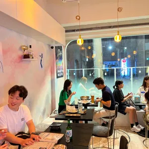 성수동 리얼 로스팅 커피&디저트 리뷰 사진